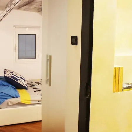 Casa Di Pellicceria * ג'נובה